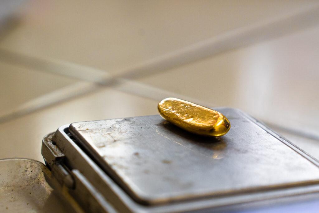Gold declines as uncertainty surrounds progress in US-Iran talks